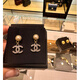 香奈兒（Chanel）24K新款女士耳釘小珍珠滿鉆雙c吊墜耳環(huán)耳夾 金色 均碼