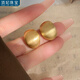 頂妃（DING FEI）銀針金屬拉絲弧形耳釘女新款感輕奢耳環(huán)韓國氣質(zhì)網(wǎng)紅耳飾 金色  A25-101