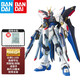萬代（BANDAI） 高達(dá)模型 mg  1/100 敢達(dá)模型拼裝玩具 機(jī)甲機(jī)器人金剛玩具 MG 突擊強(qiáng)襲自由