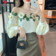 皮爾卡丹（pierre cardin）一字肩上衣法式露鎖骨襯衫女春裝刺繡花朵洋氣小衫小眾設(shè)計(jì)感 杏色 M