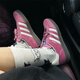 阿迪達斯 （adidas）GAZELLE INDOOR 復古百搭輕便粉色草莓熊德訓休閑運動(dòng)板鞋T頭鞋 IF1809粉色 35.5 (215mm)