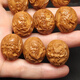 九龍關(guān)公，核型飽滿紅潤，做工干凈整潔，紋路清晰漂亮！ 橄欖核原色，沒經(jīng)過任何染色處理 1.8左右
