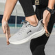 貴人鳥(niǎo)男鞋運動(dòng)鞋透氣休閑鞋網(wǎng)面超輕跑鞋男款減震跑步鞋 淺灰 41 