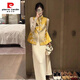 皮爾卡丹（pierre cardin）復(fù)古坎肩無袖上衣新中式國風(fēng)馬甲女唐裝印花背心春秋季新款 金黃色馬甲9808 3XL 建議136-151斤
