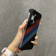 鹿途者 DEERWALK適用華為Pura80手機殼碳纖維紋撞色賽道Pura70pro+高級感磨砂超薄硬殼無邊框p70半包簡約大孔網(wǎng)紅 【賽道黑紅藍斜紋】 華為Pura 70 Pro