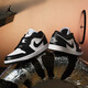 NIKE耐克新款板鞋男女同款黑白AJ1 JORDAN 休閑潮流運(yùn)動鞋DC0774-101 DC0774-101 40.5
