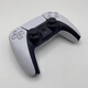 PlayStation索尼PS5 DualSense無(wú)線(xiàn)控制器 游戲手柄原裝藍牙手柄國行美版 DS5 白色9新外版店保一年