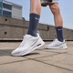 耐克（NIKE）AIR MAX NUAXIS女子運動鞋秋季氣墊鞋透氣輕便緩震HF1233 101白/白/白金色/金屬銀/彗星紅/明黃 38