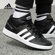 阿迪達斯 （adidas）休閑鞋男鞋秋季新款防滑舒適透氣時(shí)尚運動(dòng)鞋輕便板鞋H02980 H02981/黑色/牛皮革 41