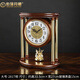 伯莎丹頓復(fù)古實(shí)木臺(tái)鐘座鐘客廳表擺臺(tái)式家用歐式時(shí)鐘擺鐘坐鐘中式鐘表擺件 大號(hào)棕旋轉(zhuǎn)轉(zhuǎn)盤款-實(shí)木座鐘