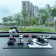 齊選暴力熊汽車擺件車載香薰車內(nèi)持久淡香氛太陽(yáng)能直升飛機(jī)擺件裝飾品 漸變?nèi)恍?飛機(jī)香薰+氣球大白墊