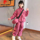 皮爾卡丹（pierre cardin）女童工裝套裝春裝2026新款洋氣兒童韓范潮衣中大童春秋運動(dòng)兩件套 玫紅三件套【外套+工裝褲+包 130 cm