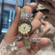 MXXSEE高級感小眾輕奢時尚女表機械風(fēng)石英表小巧精致手鐲式學(xué)生新款禮物 蘋果綠（禮盒裝）