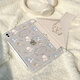 zoyu iPad Air7保護套pro平板殼2025款iPad11英寸適用蘋(píng)果mini7第10代9拆分air6透明5亞克力y折卡通 玩偶庭院【一體式Y折】帶筆槽 2025/2024款Air7/6【1