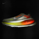 耐克（NIKE）官方邁柔VOMERO 18男子公路專(zhuān)業(yè)跑步鞋秋季透氣HM6803 300微綠/金屬銀/橙紅/微黃綠 42.5