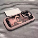 品艾優(yōu)適用蘋(píng)果16promax手機殼15pm彩繪粉史迪仔iPhone14新款13男女12卡通可愛(ài)11情侶xs保護套15創(chuàng  )意硅膠 淺粉色-泡芙殼-粉史迪仔【氣囊防摔】 iPhone 16 Pro Max