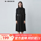 S.DEER圣迪奧女裝半高領(lǐng)拼接收腰不規則黑色通勤ol連衣裙S221Z1282 黑色/91 M 165