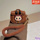 優(yōu)束適用蘋果airpods 4代pro2耳機保護套拉布布labubu耐磨全包殼防摔硅膠軟殼無線藍牙創(chuàng)意時尚可愛 拉布布包包【配同款掛繩】 適用于Airpods4