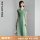 顏域短袖V領(lǐng)連衣裙2024新款女夏季設(shè)計(jì)感綠色收腰百褶拼接裙子女 綠色 L/40