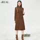 It‘real瑞爾冬新款學(xué)院風(fēng)外搭疊穿減齡中長(cháng)款背帶連衣裙 深咖 M
