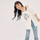 CHUU愛心卡通印花短袖T恤女2025夏季新品蕾絲邊拼接開叉露肩上衣 白色 均碼