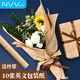 NVV英文報紙復古牛皮紙棕色包書(shū)紙禮品花藝花束包裝紙情人節圣誕節鮮花包花紙材料 報紙+絲帶LPZ-N01