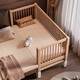 好孩子（gb）實(shí)木櫸木兒童嬰兒床帶護欄拼接大床加寬床邊床床腿調節單人 三面護欄  原木+5厘米椰棕床墊+ 180x60cm