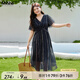 MsShe【波嬉風(fēng)印花雪紡連衣裙】大碼女裝2025夏季胖mmV領(lǐng)高端裙子 藏青藍(lán)色現(xiàn)貨 2XL