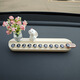 車(chē)載臨時(shí)停車(chē)新款挪電話(huà)號碼牌汽車(chē)可愛(ài)卡通香薰創(chuàng  )意移內?？繑[件 【白色停車(chē)牌】聞花兔+粉桃花瓶
