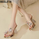百麗踏高跟鞋拖鞋女外穿夏季2025年新款時(shí)尚花朵粗跟涼鞋水晶透明涼拖鞋 金色 38