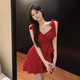 粉媚夢(mèng)新品紅色連衣裙裙子女夏季2025新款衣服女裝小個(gè)子吊帶裙純欲女裙 復古蕩領(lǐng)系帶荷葉邊紅裙 M