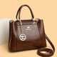 金伯利袋鼠（JINBOLIDAISHU）輕奢品牌包包女包2026新款時(shí)尚頭層牛皮媽媽包休閑百搭軟皮手拿包 棕色