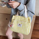 途尊新款格子帆布包女學(xué)生外出簡(jiǎn)約大容量上班百搭輕便飯盒便當手提包 黃色格子三只小熊+搞怪小丑