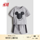 H&M【迪士尼系列】童裝男嬰套裝2件裝秋季米奇印花短袖短褲1128263 淺灰色/米老鼠 100/56 2-3Y