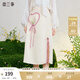兩三事戀香甜心 2025春季新款小清新繡花心形口袋開叉背帶半身裙 杏色 L