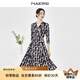 娜爾思（NAERSI）撞色柔彈V領(lǐng)時(shí)尚印花收腰連衣裙女新款雪紡裙 中群青藍(lán)色 2XL