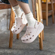 卡駱馳（crocs）男女經(jīng)典泡芙洞洞鞋休閑時(shí)尚沙灘鞋包頭涼拖鞋 207521-6UR 34-35