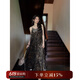 三吉黑花【瀾影】2024新款秋冬絲絨吊帶弧形連衣裙冷淡系別致 棗咖 M