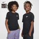 耐克（NIKE）大童純棉T恤夏季男女童休閑經(jīng)典刺繡針織棉柔軟NIKE FZ5177