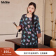 MsShe【新中式緞面印花小衫】大碼女裝2025秋裝胖mm開(kāi)叉中長(cháng)上衣 小衫-黑色現貨 2XL