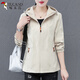 啄木鳥(niǎo)休閑連帽外套女秋季新款運動(dòng)減齡中年媽媽大碼薄款上衣 淺杏 2XL