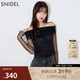 SNIDEL秋冬甜美透視薄紗一字領(lǐng)露肩襯衫上衣SWFB244141 黑色 均碼 （F）