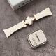 watchbond適用蘋(píng)果Apple iwatch s11手表s10表帶s9/s8女士款四葉花草磁吸扣真皮表帶s7/SE女生42mm牛皮腕帶 小蠻腰真皮-四葉草磁吸扣-米白-淺金白花 38/40/41