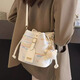 爾山集秋冬百搭大容量包包女2025新款潮復古水桶包學(xué)院風(fēng)斜挎包托特包 通勤水桶包【白色】不帶掛件