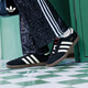 adidas「T頭鞋」STADT經(jīng)典時(shí)尚薄底運動(dòng)板鞋男女阿迪達斯三葉草   黑色/漢玉白/淺猩紅   42.5
