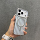 波沃姆 適用蘋果17手機殼銀色炫彩行李箱iphone17promax高級感16pro簡約大孔15防摔14保護(hù)套13潮牌網(wǎng)紅 銀色瓦楞炫彩行李箱磁吸 iphone 17