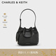 CHARLES&KEITH25秋新品時(shí)尚綁帶簡(jiǎn)約單肩斜挎水桶包CK2-10271627 Noir黑色 M