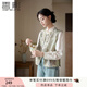 香影新中式國風(fēng)馬甲女2025秋季新款盤(pán)扣印花寬松疊穿外搭復古上衣 卡其色 M