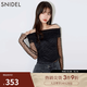 SNIDEL秋冬甜美透視薄紗一字領(lǐng)露肩襯衫上衣SWFB244141 黑色 均碼 （F）