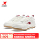 特步（XTEP）【門(mén)店同款】裂變板鞋男秋季皮面輕質(zhì)舒適休閑運動(dòng)鞋976419310037 帆白/深棗紅【男】 42
